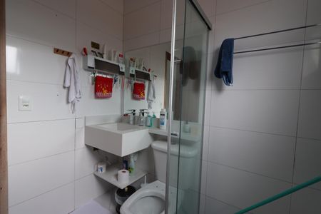 Casa à venda com 170m², 3 quartos e 4 vagasBanheiro