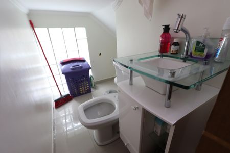 Casa à venda com 170m², 3 quartos e 4 vagasLavabo