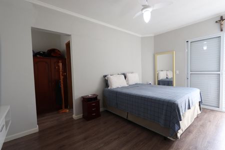 Casa à venda com 170m², 3 quartos e 4 vagasQuarto 1