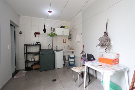 Casa à venda com 170m², 3 quartos e 4 vagasLavanderia
