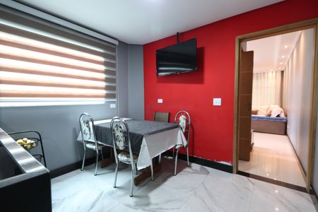 Casa à venda com 170m², 3 quartos e 4 vagasCopa