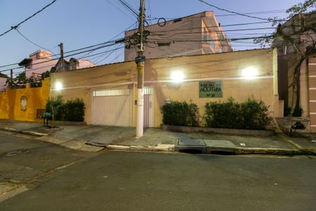 Casa de condomínio à venda com 90m², 2 quartos e 1 vagaFachada 