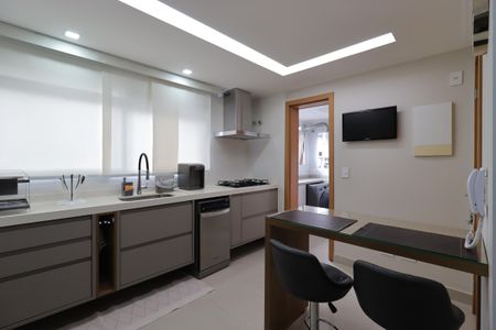 Apartamento à venda com 118m², 3 quartos e 2 vagasCozinha