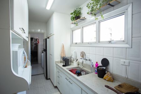 Apartamento à venda com 92m², 2 quartos e 1 vaga Apartamento à venda com 92m², 2 quartos e 1 vagaCozinha