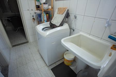 Apartamento à venda com 92m², 2 quartos e 1 vaga Apartamento à venda com 92m², 2 quartos e 1 vagaÁrea de Serviço