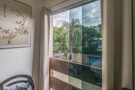 Apartamento à venda com 75m², 3 quartos e 1 vaga Apartamento à venda com 75m², 3 quartos e 1 vagaSacada