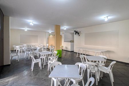 Apartamento à venda com 75m², 3 quartos e 1 vaga Apartamento à venda com 75m², 3 quartos e 1 vagaÁrea Comum