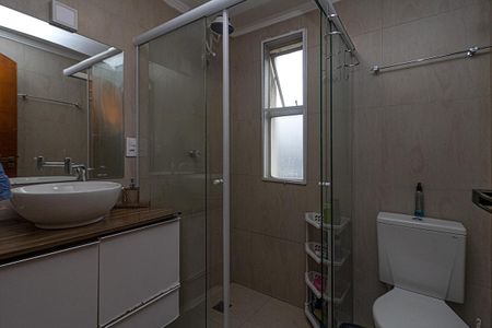 Apartamento à venda com 75m², 3 quartos e 1 vaga Apartamento à venda com 75m², 3 quartos e 1 vagaBanheiro Social