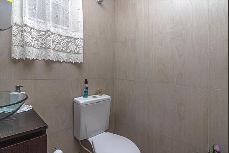 Apartamento à venda com 75m², 3 quartos e 1 vaga Apartamento à venda com 75m², 3 quartos e 1 vagaBanheiro Social