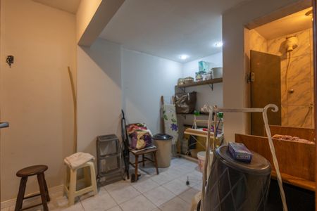 Apartamento à venda com 90m², 2 quartos e 1 vaga Apartamento à venda com 90m², 2 quartos e 1 vagaQuarto de Serviço