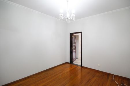 Casa para alugar com 300m², 3 quartos e 2 vagas Casa para alugar com 300m², 3 quartos e 2 vagasSala