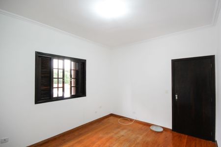 Casa para alugar com 300m², 3 quartos e 2 vagas Casa para alugar com 300m², 3 quartos e 2 vagasQuarto 2