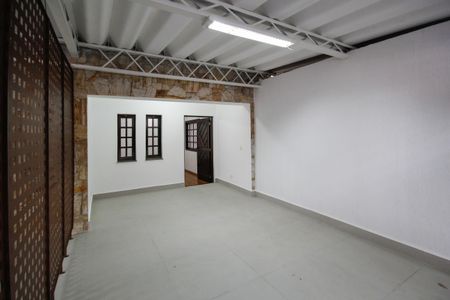Casa para alugar com 300m², 3 quartos e 2 vagas Casa para alugar com 300m², 3 quartos e 2 vagasGaragem