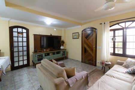 Casa de condomínio à venda com 90m², 3 quartos e 2 vagas Casa de condomínio à venda com 90m², 3 quartos e 2 vagasSala
