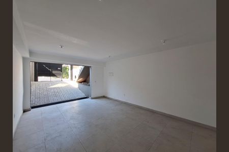 Casa à venda com 212m², 3 quartos e 4 vagasGaragem