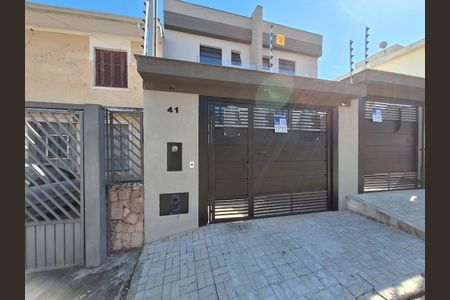 Casa à venda com 212m², 3 quartos e 4 vagasFachada