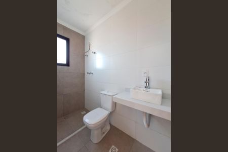 Casa à venda com 212m², 3 quartos e 4 vagasBanheiro Quarto 1