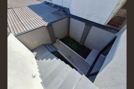 Casa à venda com 212m², 3 quartos e 4 vagas Casa à venda com 212m², 3 quartos e 4 vagasQuintal