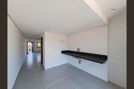 Casa à venda com 212m², 3 quartos e 4 vagas Casa à venda com 212m², 3 quartos e 4 vagasCozinha