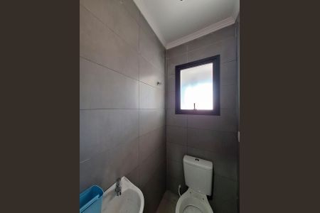 Casa à venda com 212m², 3 quartos e 4 vagas Casa à venda com 212m², 3 quartos e 4 vagasBanheiro Garagem