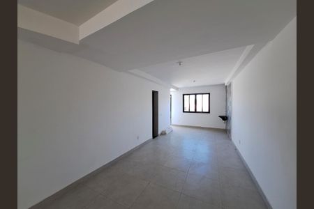 Casa à venda com 212m², 3 quartos e 4 vagas Casa à venda com 212m², 3 quartos e 4 vagasGaragem