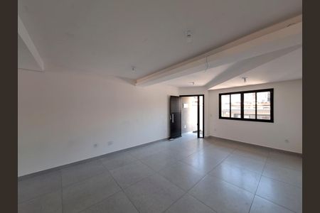 Casa à venda com 212m², 3 quartos e 4 vagas Casa à venda com 212m², 3 quartos e 4 vagasSala