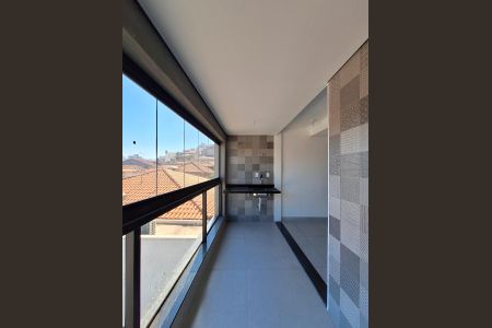 Casa à venda com 212m², 3 quartos e 4 vagas Casa à venda com 212m², 3 quartos e 4 vagasÁrea de Serviço