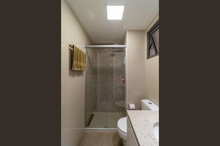 Apartamento à venda com 141m², 3 quartos e 2 vagas Apartamento à venda com 141m², 3 quartos e 2 vagasBanheiro da Suíte 1