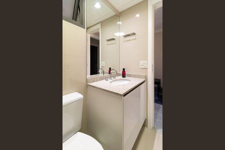 Apartamento à venda com 141m², 3 quartos e 2 vagas Apartamento à venda com 141m², 3 quartos e 2 vagasBanheiro da Suíte 1