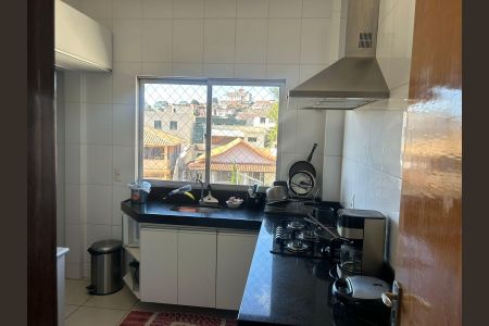 Apartamento à venda com 92m², 3 quartos e 2 vagas Apartamento à venda com 92m², 3 quartos e 2 vagasCozinha