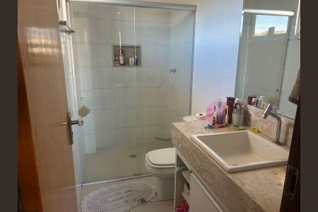 Apartamento à venda com 92m², 3 quartos e 2 vagas Apartamento à venda com 92m², 3 quartos e 2 vagasBanheiro