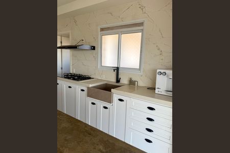 Apartamento à venda com 94m², 2 quartos e 3 vagas Apartamento à venda com 94m², 2 quartos e 3 vagasCozinha