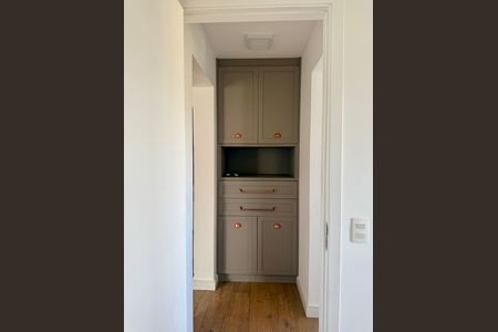 Apartamento à venda com 94m², 2 quartos e 3 vagas Apartamento à venda com 94m², 2 quartos e 3 vagasCorredor