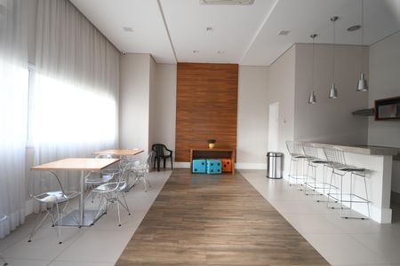 Apartamento à venda com 94m², 2 quartos e 3 vagasÁrea comum - Salão de festas