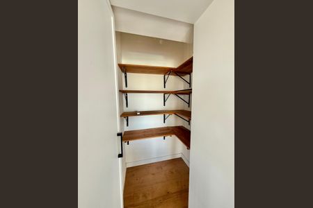 Apartamento à venda com 94m², 2 quartos e 3 vagas Apartamento à venda com 94m², 2 quartos e 3 vagasCozinha