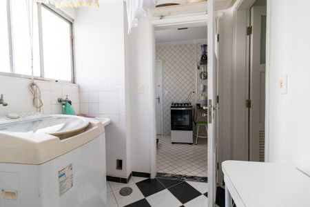 Apartamento à venda com 64m², 2 quartos e sem vaga Apartamento à venda com 64m², 2 quartos e sem vagaÁrea de Serviço