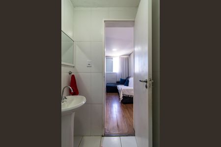 Apartamento à venda com 70m², 2 quartos e 2 vagas Apartamento à venda com 70m², 2 quartos e 2 vagasBanheiro Social