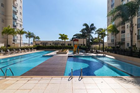 Apartamento à venda com 70m², 2 quartos e 2 vagas Apartamento à venda com 70m², 2 quartos e 2 vagasÁrea comum - Piscina