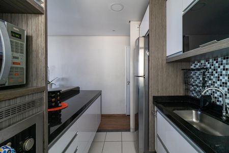 Apartamento à venda com 70m², 2 quartos e 2 vagas Apartamento à venda com 70m², 2 quartos e 2 vagasCozinha
