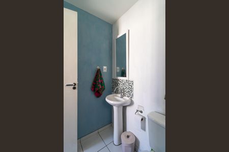 Apartamento à venda com 70m², 2 quartos e 2 vagas Apartamento à venda com 70m², 2 quartos e 2 vagasBanheiro da Suíte