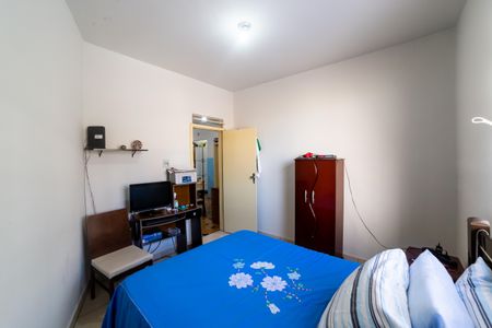 Casa à venda com 732m², 5 quartos e 6 vagas Casa à venda com 732m², 5 quartos e 6 vagasQuarto 3