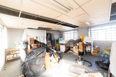 Casa à venda com 732m², 5 quartos e 6 vagas Casa à venda com 732m², 5 quartos e 6 vagasEscritório