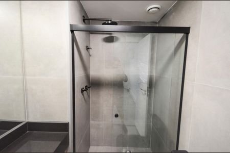 Apartamento à venda com 95m², 2 quartos e 1 vaga Apartamento à venda com 95m², 2 quartos e 1 vagaBanheiro Social