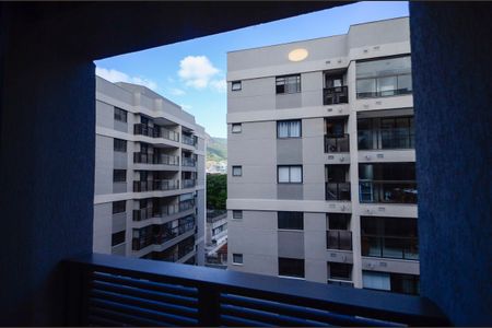 Apartamento à venda com 95m², 2 quartos e 1 vaga Apartamento à venda com 95m², 2 quartos e 1 vagaVista da Suíte