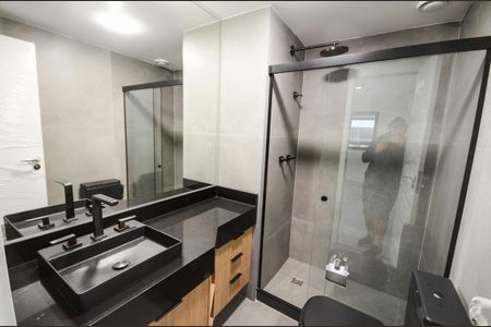 Apartamento à venda com 95m², 2 quartos e 1 vaga Apartamento à venda com 95m², 2 quartos e 1 vagaBanheiro Social