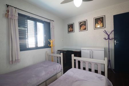 Casa à venda com 140m², 3 quartos e 2 vagasQuarto 3