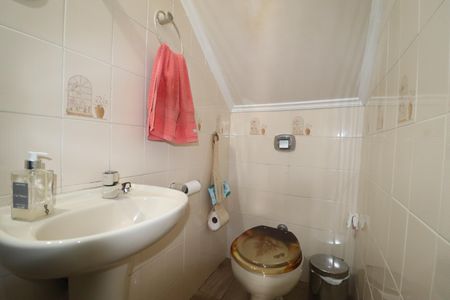 Casa à venda com 140m², 3 quartos e 2 vagasLavabo