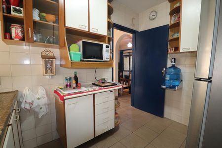 Casa à venda com 140m², 3 quartos e 2 vagasCozinha