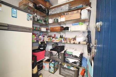 Casa à venda com 140m², 3 quartos e 2 vagasDespensa