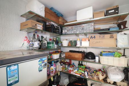 Casa à venda com 140m², 3 quartos e 2 vagasDespensa